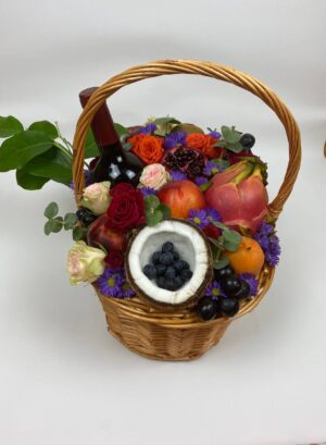 fruit basket -ROMANTIC PICNIC