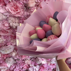 valentine's-day-gift-mood-in-pink