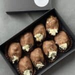 ROYAL DATES WITH BLUE CHEESE